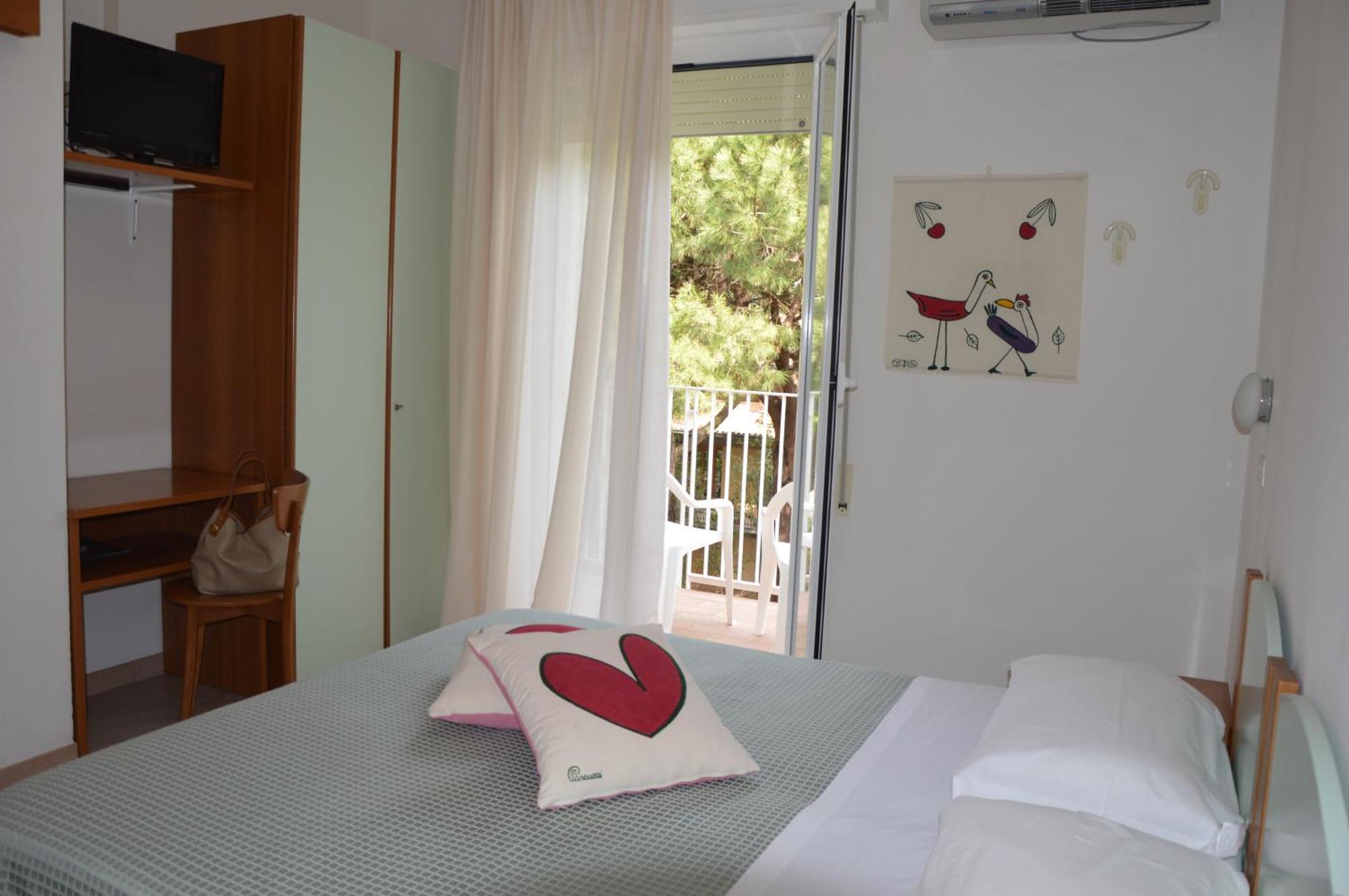 Hotel Orsa Maggiore Milano Marittima Zimmer foto