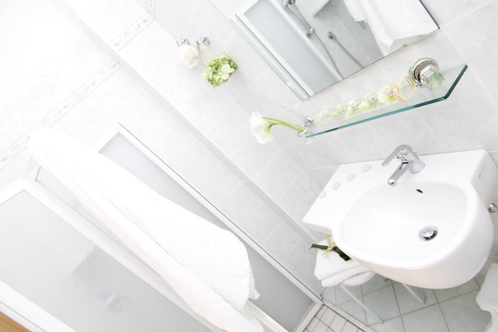 Hotel Orsa Maggiore Milano Marittima Zimmer foto